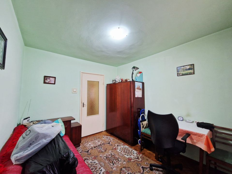 Apartament spatios cu balcon inchis si beci in zona Supeco – fotografia 6 din 17
