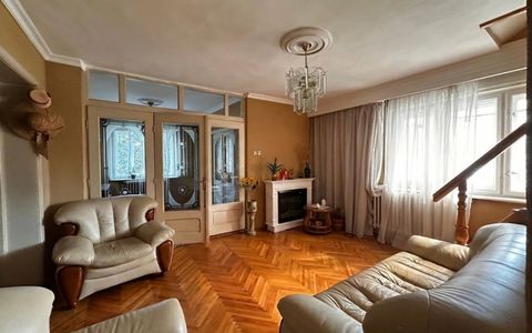 Casa 14 camere Sc=460 mp D+P+1+M cu 426 mp Teren CETATE Lidl Curte Asfalt