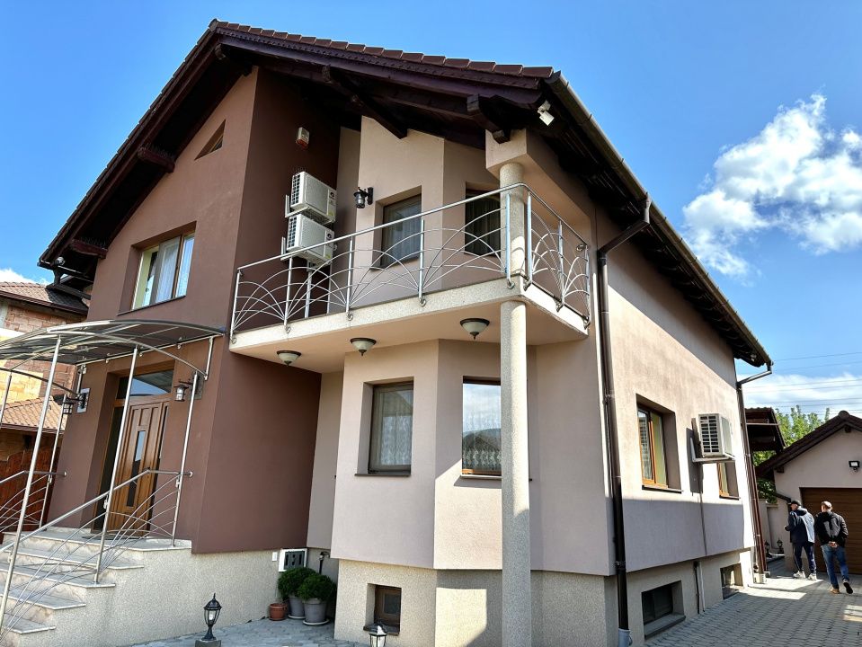Casa D+P+M cu garaj teren 400 mp finisata utilata mobilata asfal CETATE Giro – fotografia 18 din 18