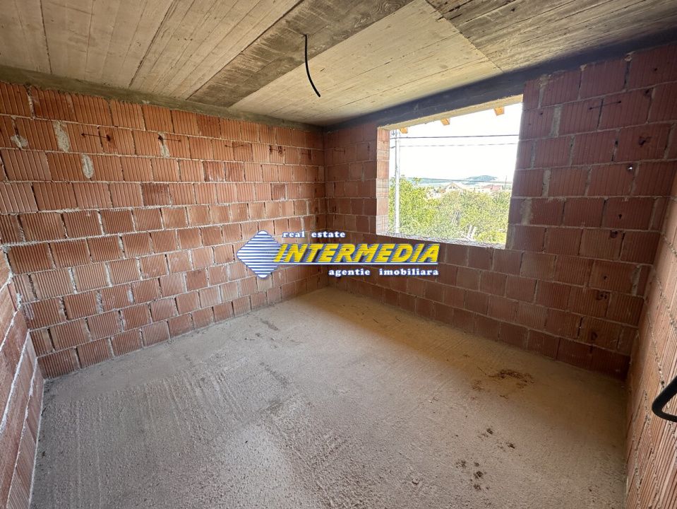 CASA LA ROSU i ALBA IULIA I 260 MP UTILI I TEREN 900 MP I TOATE UTILITATILE I – fotografia 7 din 19