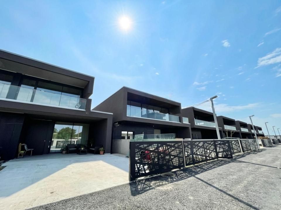 Complex rezidențial exclusivist | Vila 6 camere smart cu rooftop – fotografia 2 din 35