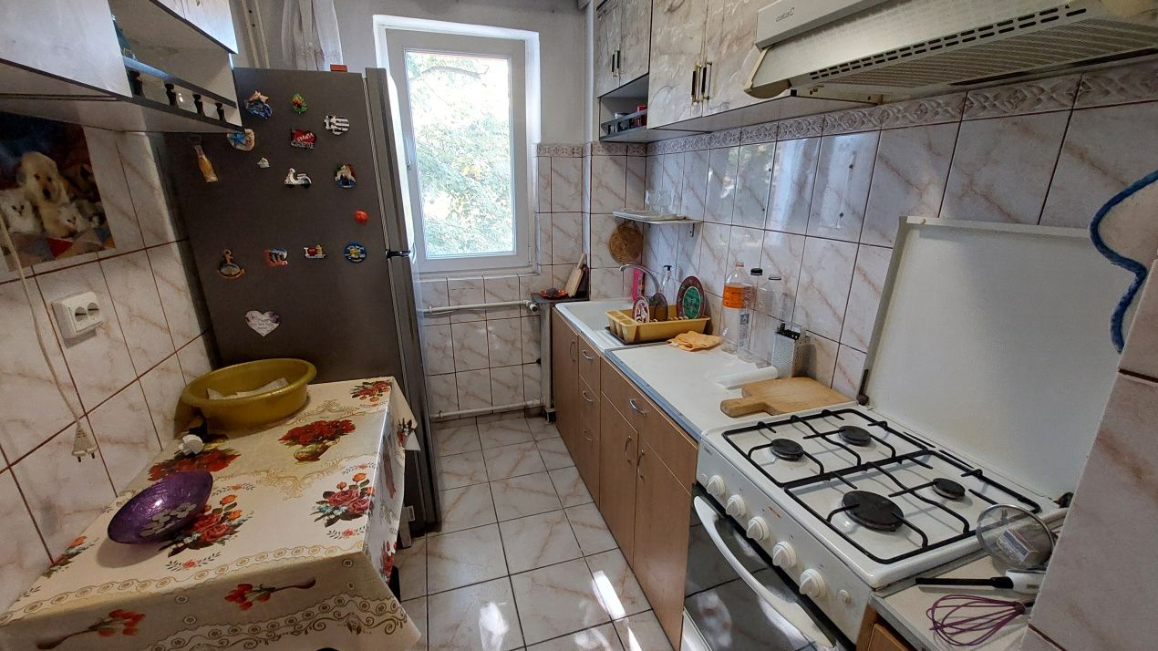 Apartament 2 camere semidecomandat, etajul 3, Craiovita zona Scoala Elena Farago – fotografia 3 din 6