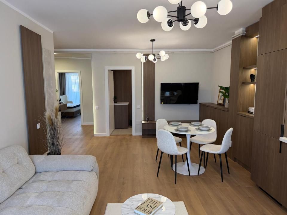 Apartament 2 Camere, MODERN, 53 mp, lift, AC, panoramic, garaj, zona Eroilor! – fotografia 2 din 9