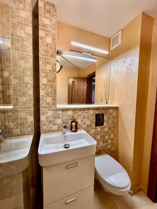 Apartament 2 camere de vanzare in zona City Park Mall – Tomis III | Renovat 2025 – fotografia 11 din 20