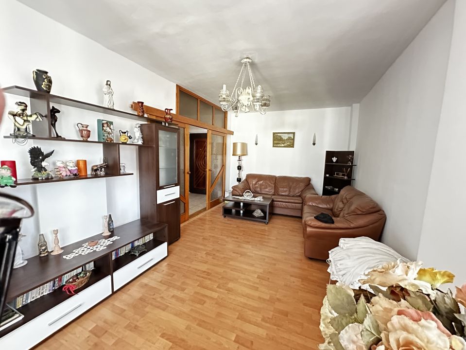 Apartament 3 camere | Decomandat | 62 mp. | Ampoi 3 | 2 Balcoane | Mobilat – fotografia 1 din 26
