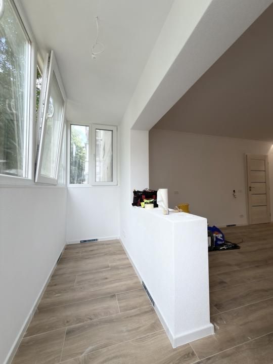 Apartament cu 3 camere, decomandat, 65mp, etaj 1 - zona Dambovita – fotografia 16 din 18