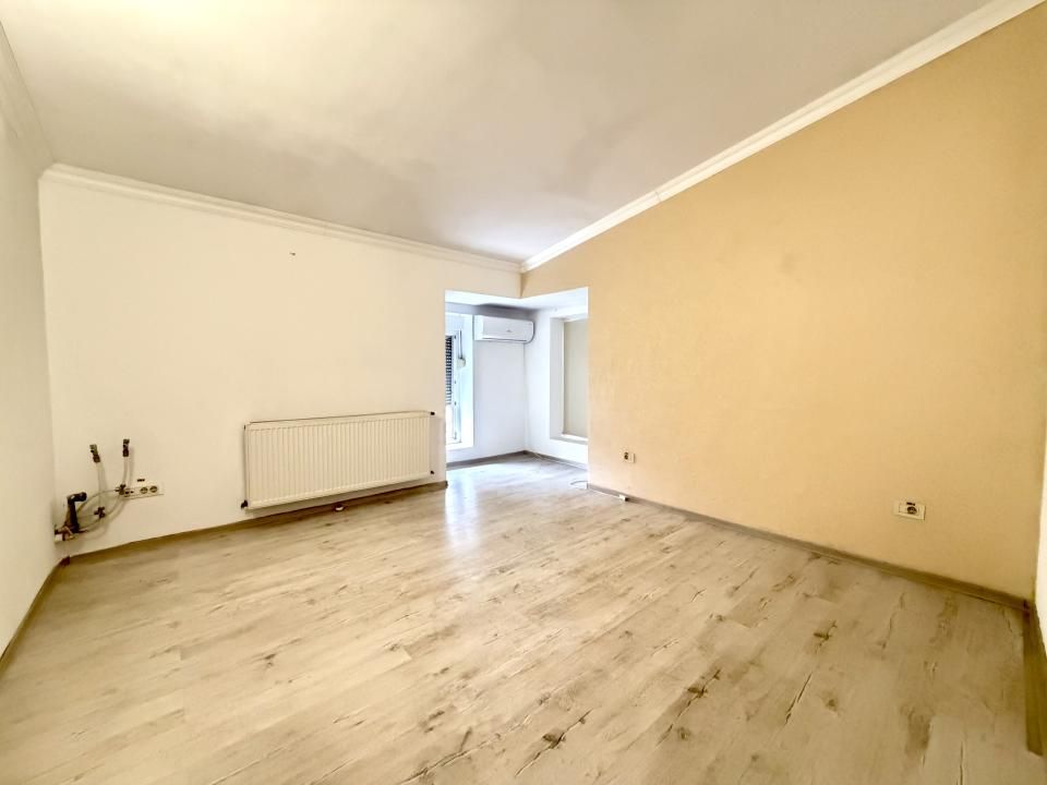 Spatiu comercial de vanzare, 81 mp utili, locatie buna - Dumbravita – fotografia 3 din 9