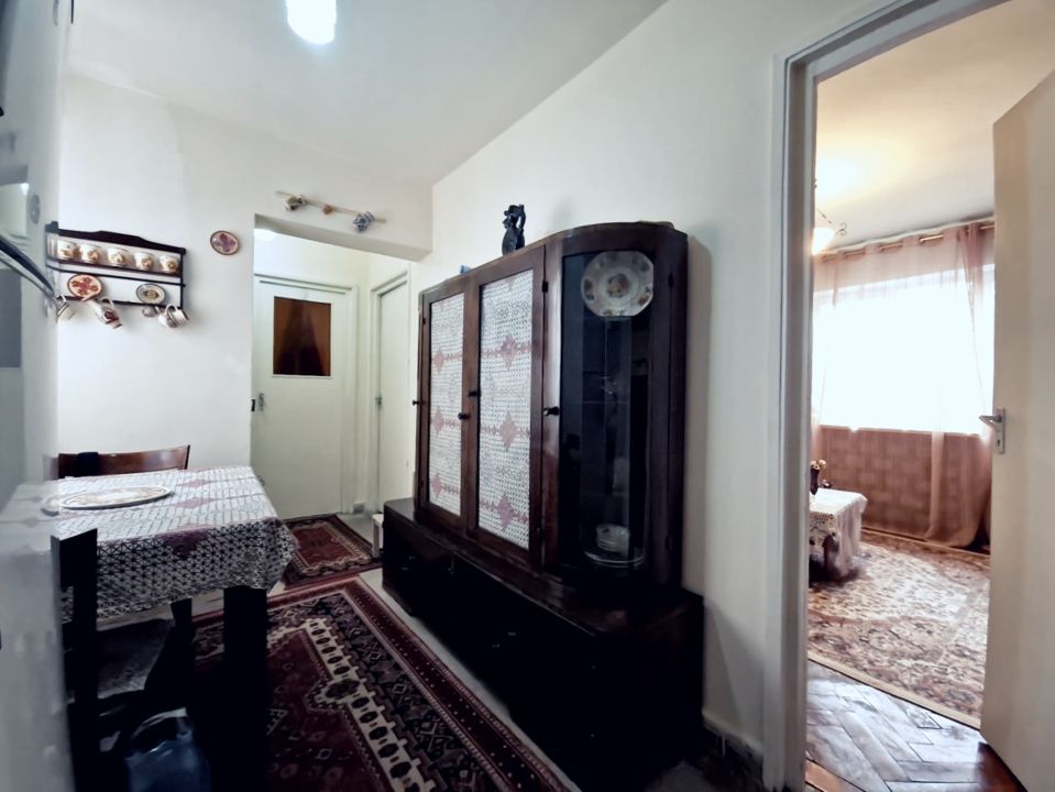 Apartament spatios, etaj intermediar, zona Academiei de muzica – fotografia 7 din 24