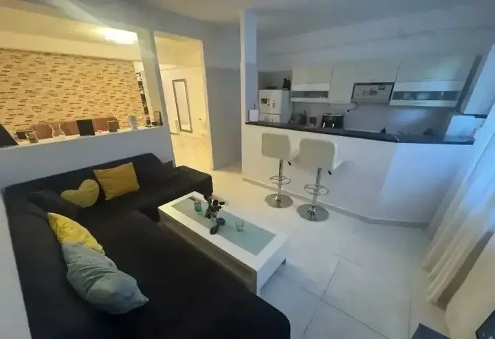 2 Camere de vanzare | Aparatorii Patriei | Metrou | Centrala proprie – fotografia 2 din 5
