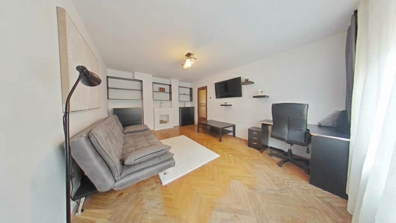 Apartament cu 4 camere de închiriat cu parcare inclusă – Alfa, Arad – fotografia 3 din 15