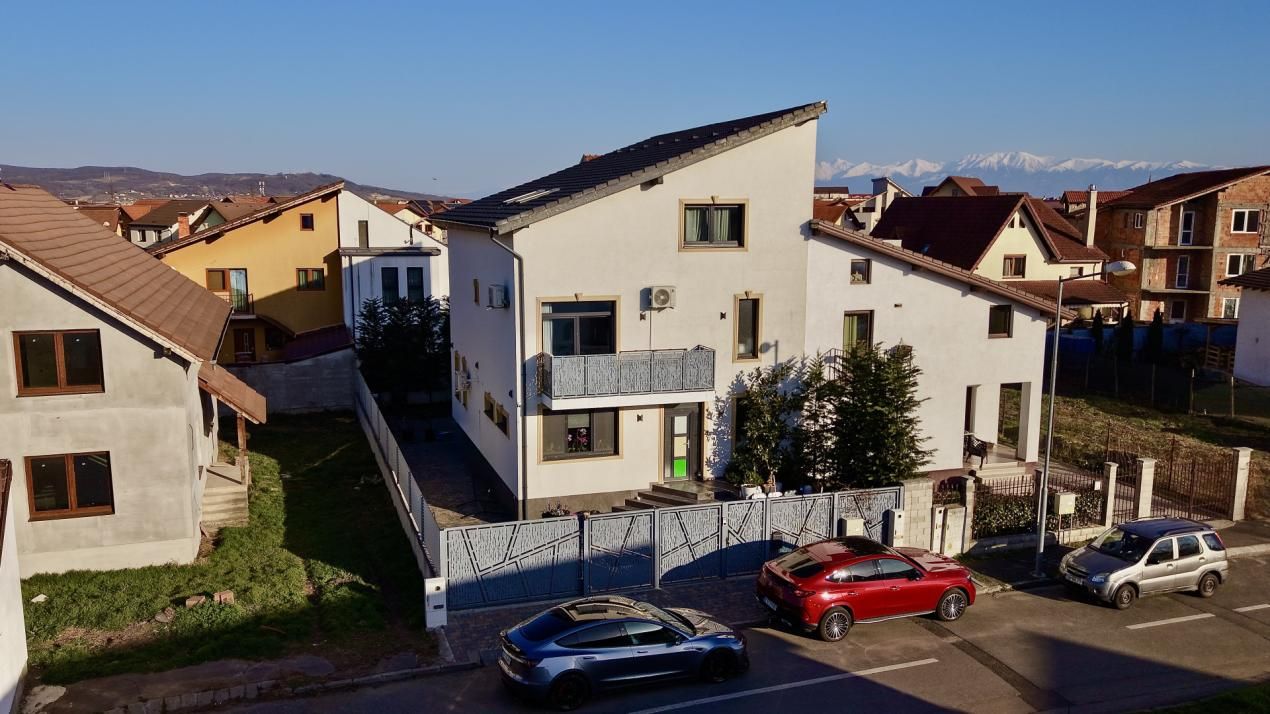 Casă modernă cu 240 mp utili | Cartierul Tineretului – fotografia 1 din 15