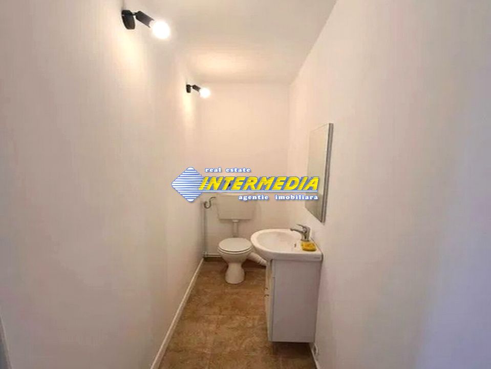 Spatiu comercial 42 mp. de inchiriat Cetate Alba Iulia finisat si contorizat – fotografia 2 din 5