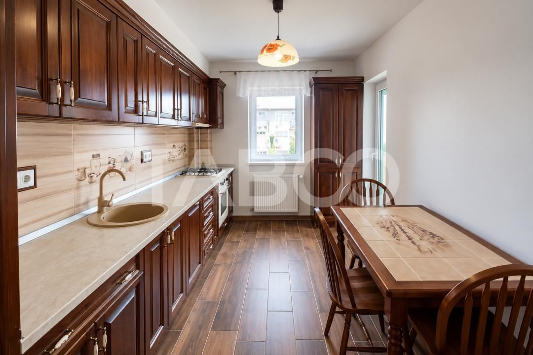 Apartament de inchiriat etaj 3 parcare proprie bloc cu lift Piata Cluj – fotografia 8 din 13