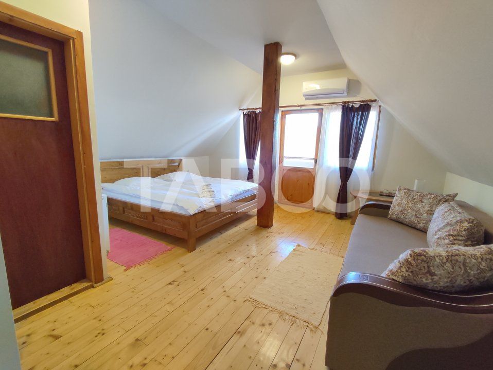 EXCLUSIVITATE - Casa 9 camere 615 mpu 9 bai 3600 mp teren in Fantanele – fotografia 2 din 18