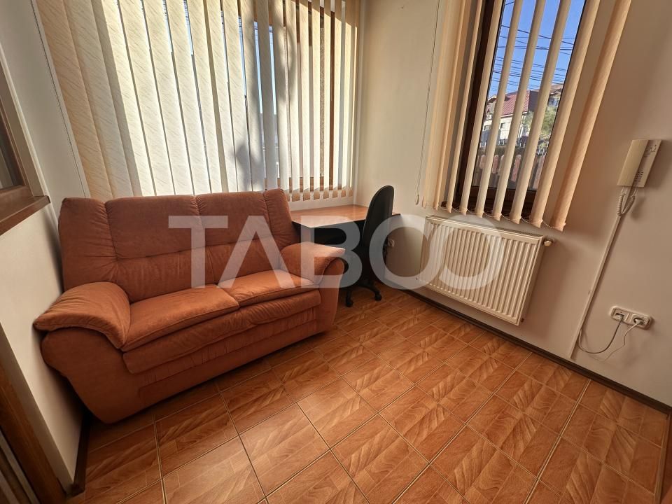 Spatiu de birouri mobilat de inchiriat acces stradal si curte Luptei – fotografia 9 din 17
