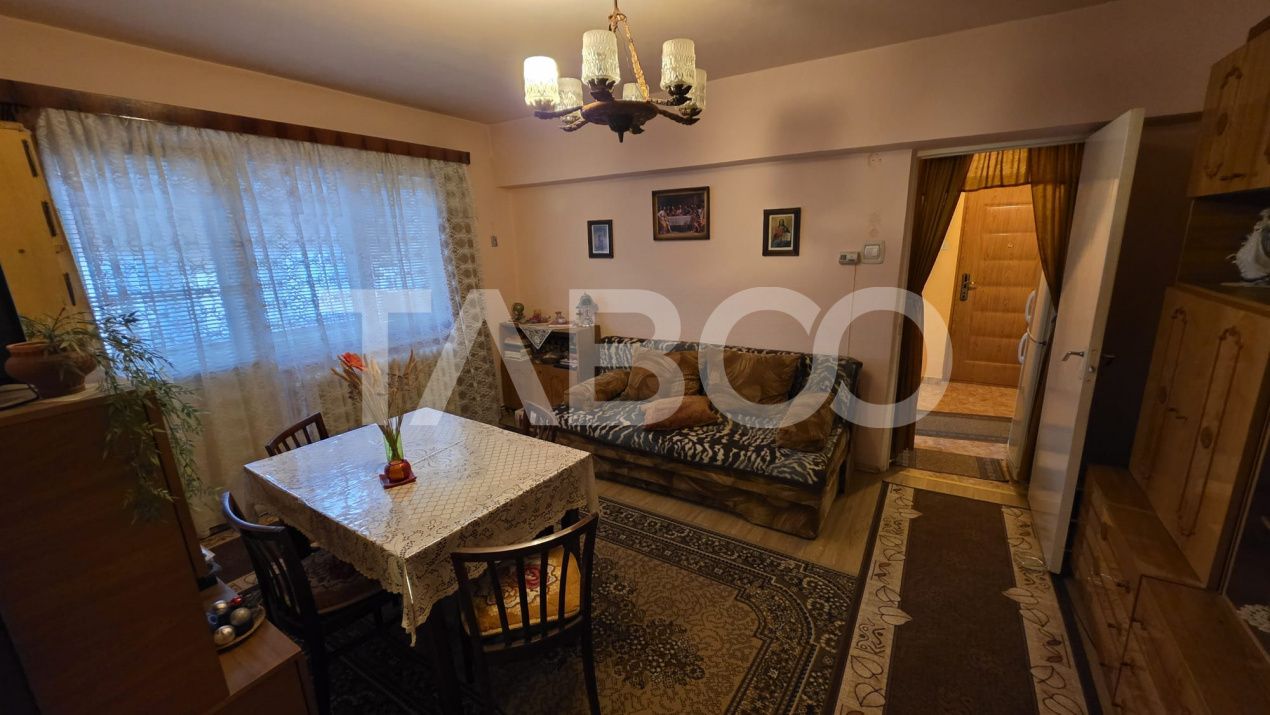Apartament cu 2 camere de vanzare zona Ciserom – fotografia 2 din 12