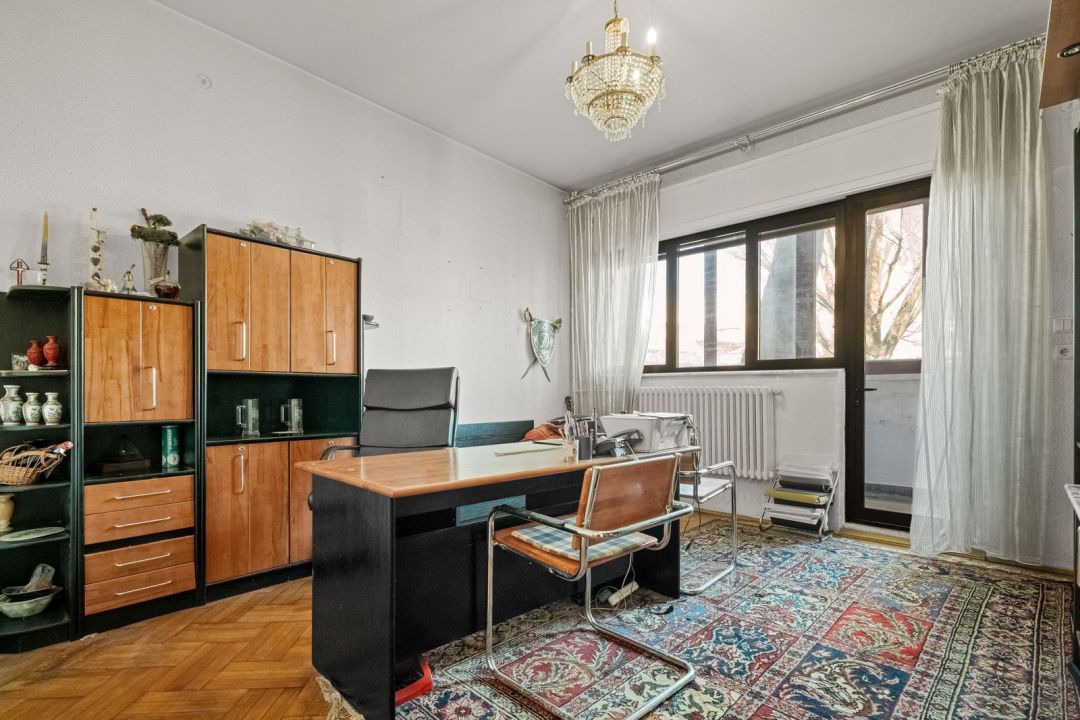 VANZARE VILA 9 CAMERE DACIA- RADU DE LA AFUMATI NR. 42 - COMISION 0% – fotografia 7 din 40