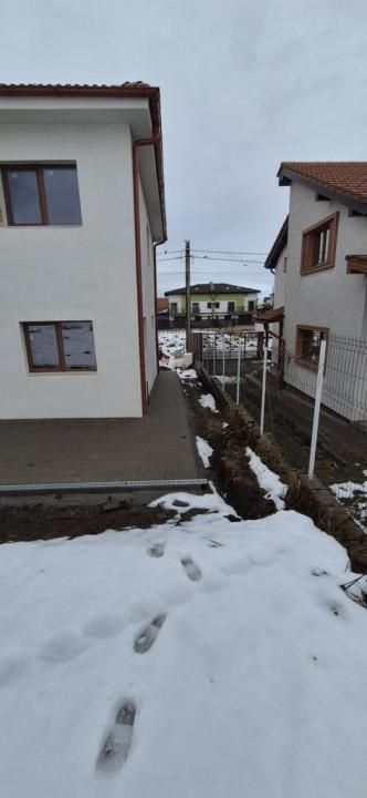 Casă individuală modernă în Dezmir, la doar 8 km de Cluj-Napoca – fotografia 5 din 11