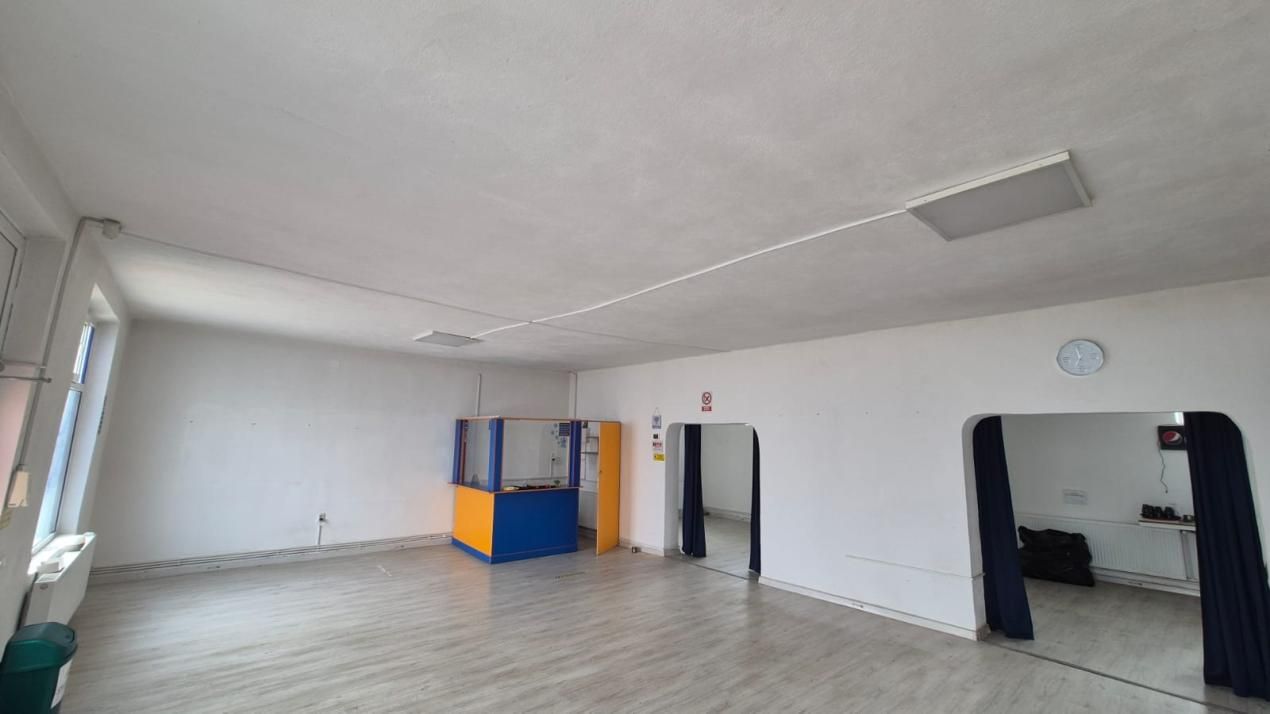 Spațiu Comercial 210 mp + Teren 2.000 mp | Centru Băjești | Chiriaș Existent – fotografia 3 din 10