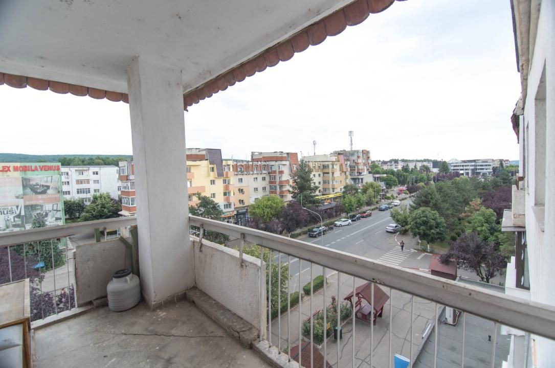 APARTAMENT 3 CAMERE DECOMANDAT | CENTRUL ORAȘULUI MIOVENI – fotografia 5 din 6
