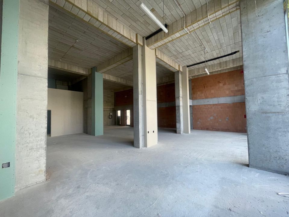 Blevedere Gallery - Fabrica De Glucoza | Spatiu Comercial - Vitrina 7,5ML – fotografia 5 din 8