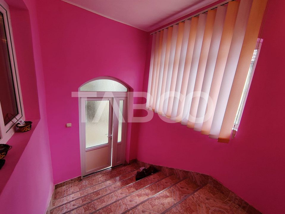 Comision 0% Casa de vanzare 4 camere 2 bai teren 266 mp Saliste Sibiu – fotografia 12 din 16