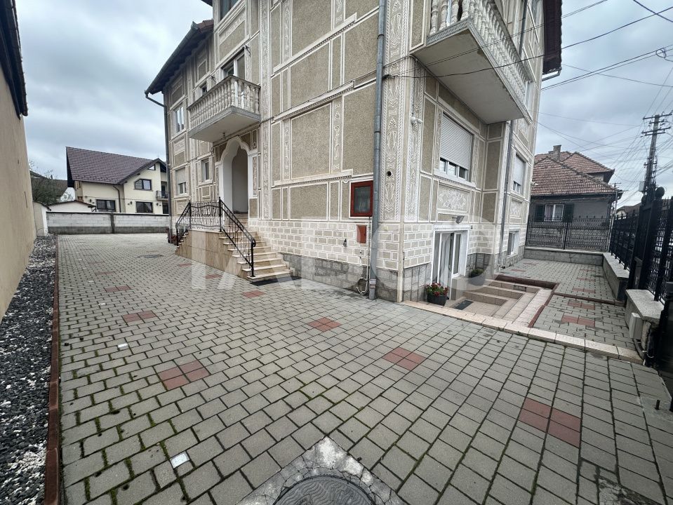 Apartament la vila cu 4 camere si 3 locuri de parcare Turnisor – fotografia 6 din 13