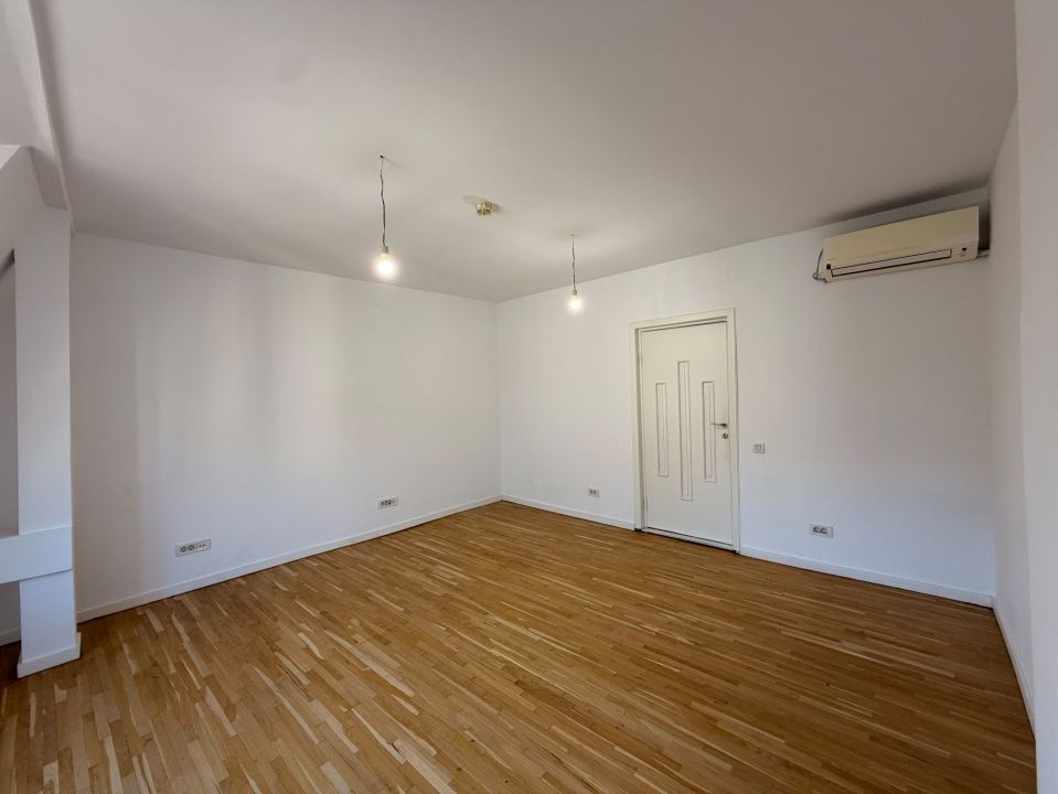 Vilă P+2+M | Pretabil Firma/Studio Foto/Video/Pilates/ Ultracentral | 3 intrări – fotografia 15 din 30