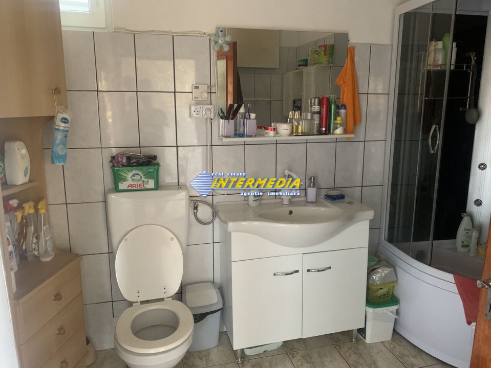Casa de vanzare 5 camere teren aferent 1410 mp cu toate utilitatile zona Oarda – fotografia 16 din 33