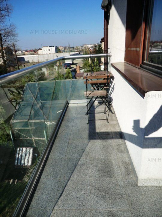 Vila 10 camere-2000mp teren-Straulesti-Restaurant Doi Cocosi. – fotografia 12 din 17