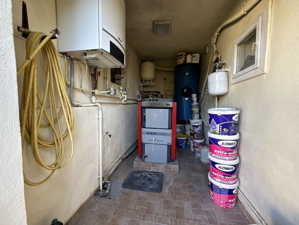 Casa individuală cu 9 camere, 1600 mp teren, 300 mp utili - Sanandrei – fotografia 18 din 18