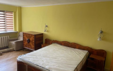 Apartament 4 camere I decomandat I Cetate cu vedere spre Catedrala I 2 bai I