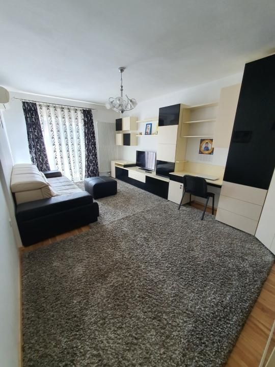 Apartament 2 camere decomandate – zona Eroilor – fotografia 1 din 7