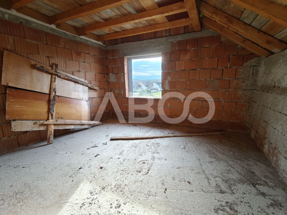 Casa intabulata 5 camere 3 bai - pivnita - terasa - COMISION 0 – fotografia 9 din 13