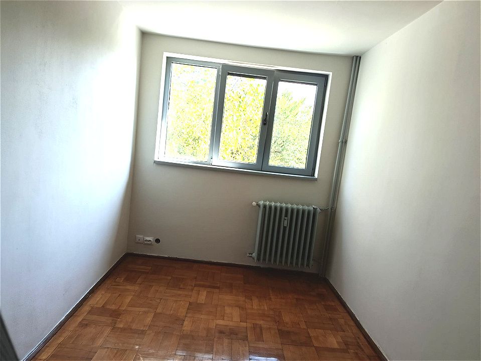 Vanzare apartament 3 camere, renovat complet, Piata Minis / Titan – fotografia 5 din 8