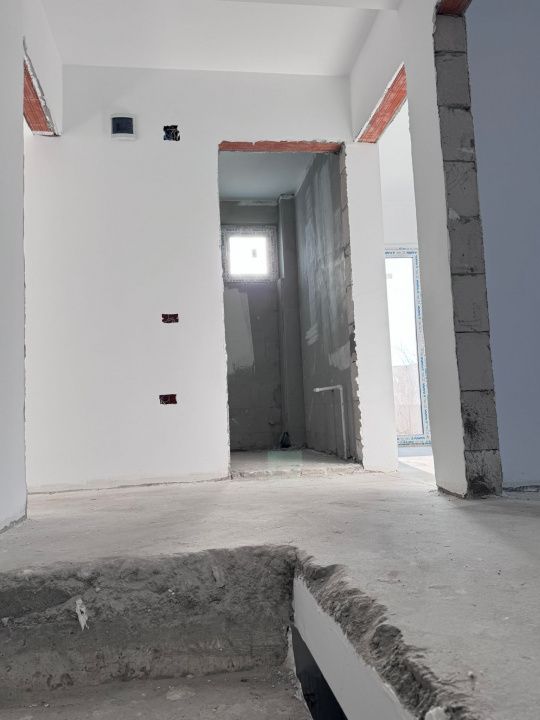 Duplex P+1 de Vânzare Valu lui Traian | 4 Dormitoare | Teren 280 mp – fotografia 12 din 14