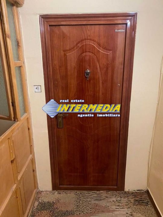 APARTAMENT 3 CAMERE I DECOMANDAT I CETATE I 75 MP I ZONA MERCUR I – fotografia 6 din 8