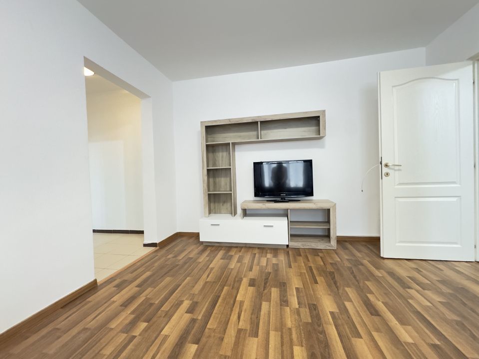 Apartament cu 2 camere str. Banca Nationala | recent renovat | prima inchiriere – fotografia 3 din 10