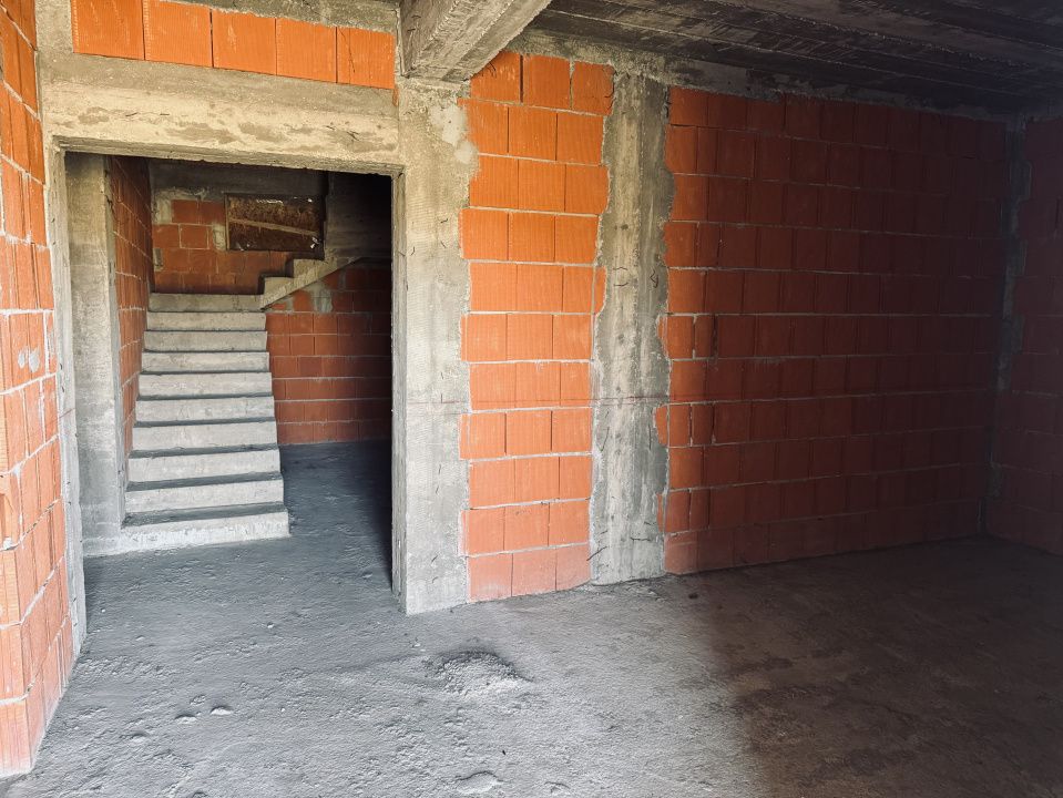 Corbeanca – Petrești | Vilă P+1+pod înalt | 330 mp utili | teren 485 mp – fotografia 3 din 10