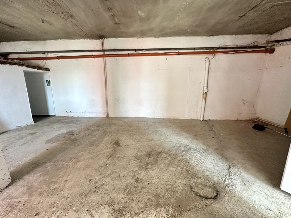 HALA DE INCHIRIAT I 150 MP I ALBA IULIA I GRUP SANITAR I BIROU I – fotografia 11 din 13