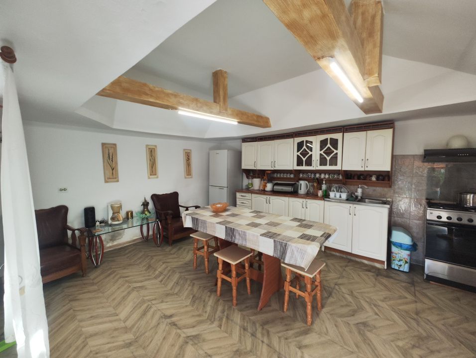 Casa 6 camere, teren 1124 mp, Craiova, cartier Popoveni – fotografia 10 din 14