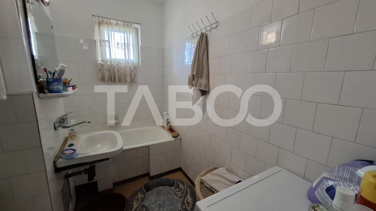 Apartament 4 camere 81 mpu 2 bai 3 balcoane 1 terasa Turnisor Sibiu – fotografia 10 din 13