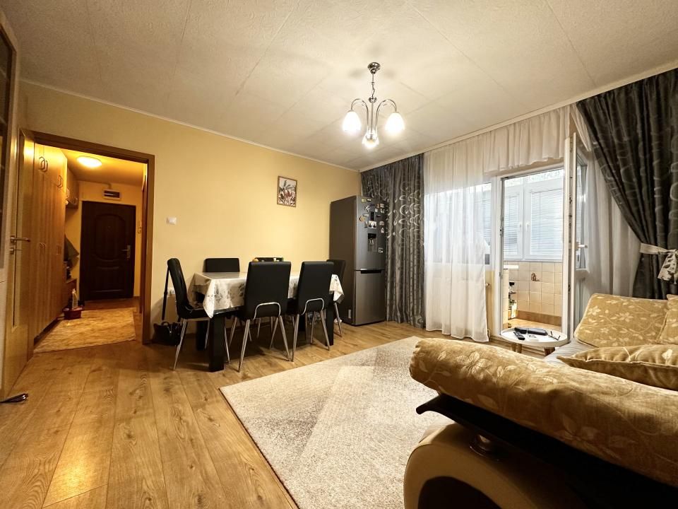 Apartament cu 3 camere intr-o zona linistita- Dambovita – fotografia 2 din 15