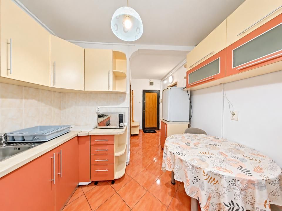 Închiriere garsonieră mobilată și utilată, strada Soarelui - Zona Astra – fotografia 3 din 7