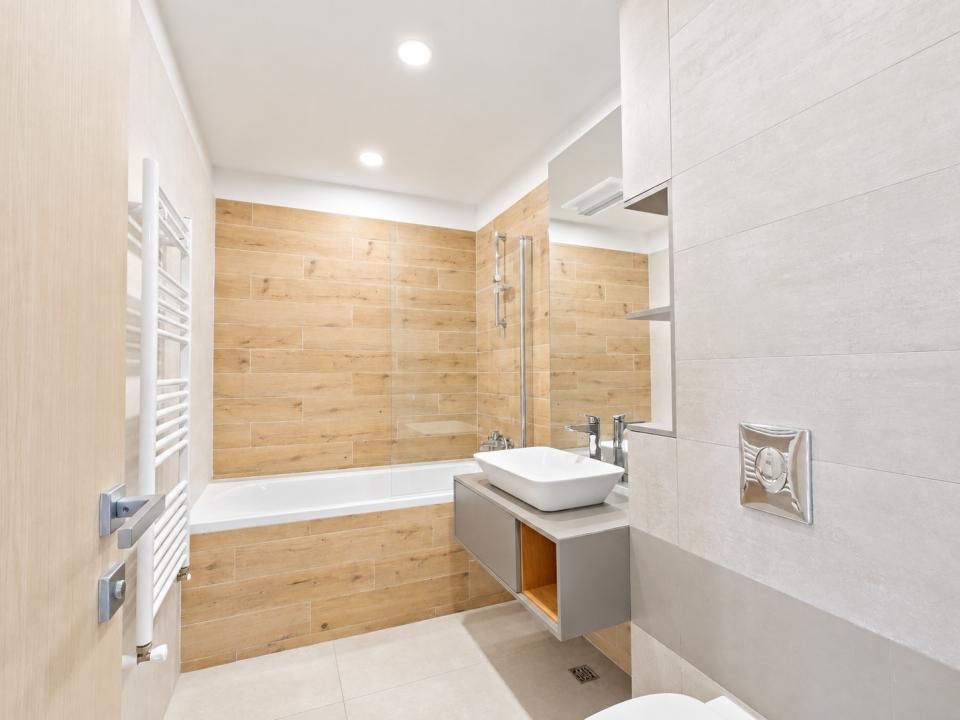 Închiriere apartament cu 2 camere, mobilat și utilat - Urban Segovia – fotografia 8 din 11