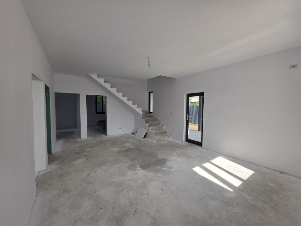 Exclusivitate! Vila P+M înaltă, 7 camere, teren 458mp, Valu lui Traian! – fotografia 4 din 15