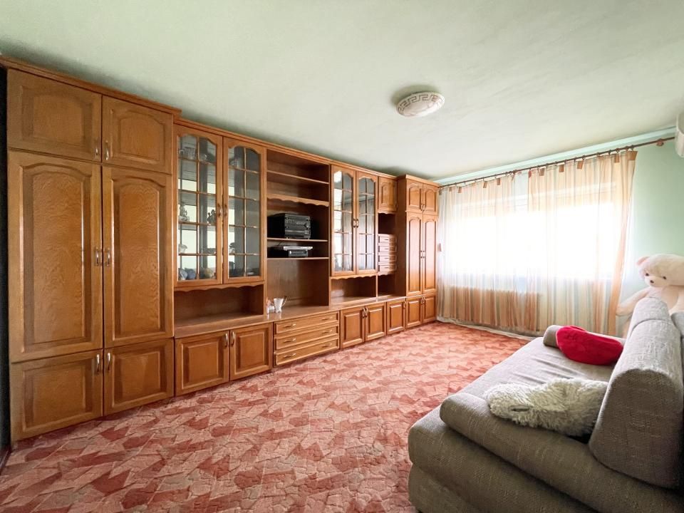 Apartament 2 camere decomandat | Girocului | Etaj 4 – fotografia 1 din 7