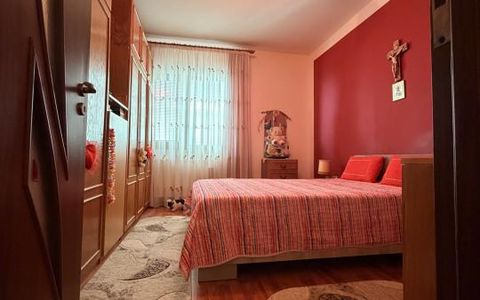 Apartament 2 camere, decomandat, 50 mp utili, etaj 2, loc de parcare - Giroc