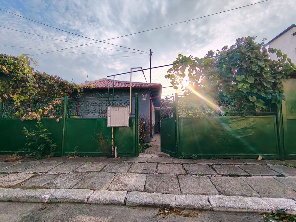 CASĂ DE VÂNZARE – KM 5/ CONSTANȚA – 5 CAMERE – fotografia 2 din 21