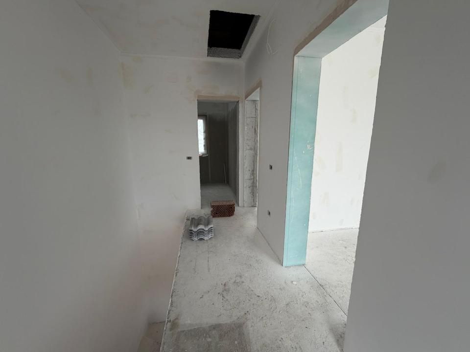Triplex in Sacalaz | Finisaje premium | 3 camere | Asfalt | 2 terase – fotografia 8 din 13
